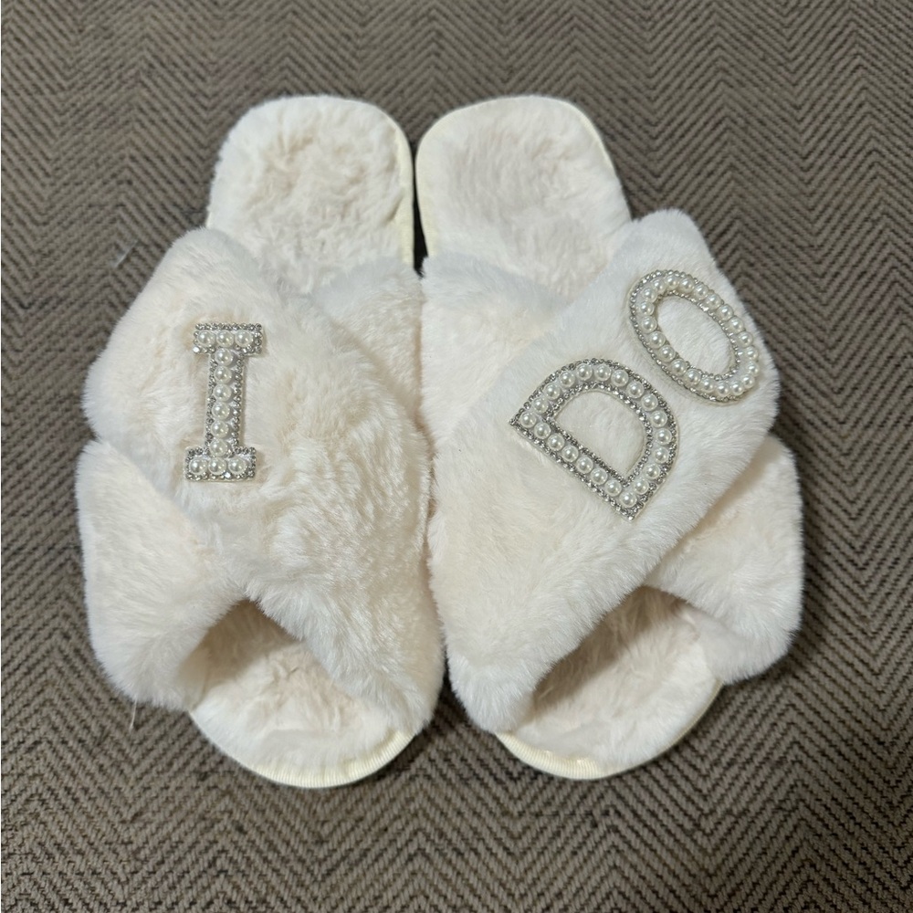 I Do Bridal Slippers Size 40-41 (US 7.5) Never Worn